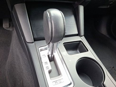 Used 2019 Subaru Legacy 2.5i Premium image 13