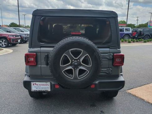 Used 2021 Jeep Wrangler Sport AWD/4WD image 5