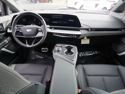 New 2026 Cadillac Optiq Sport 1 image 10