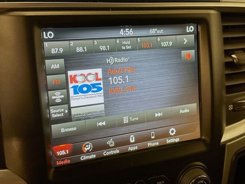 Used 2018 RAM 1500 Big Horn image 21