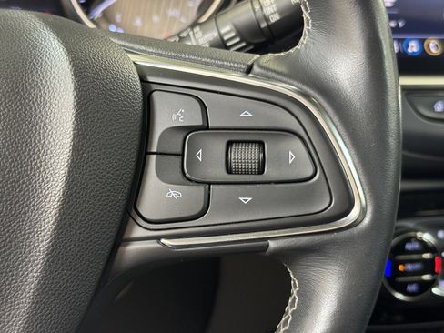 Used 2023 Buick Encore GX Essence w/ Advanced Technology Package image 37