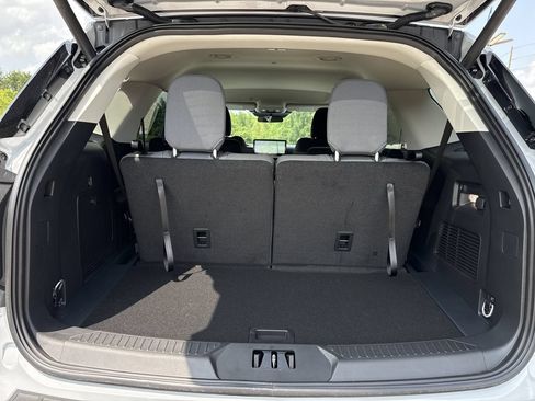 New 2026 Ford Explorer Active RWD image 26