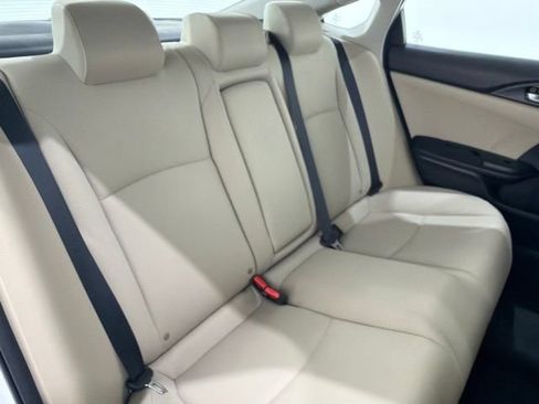 Used 2019 Honda Civic EX image 22