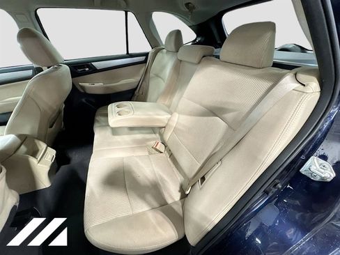 Used 2018 Subaru Outback 2.5i Premium AWD/4WD image 23