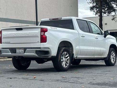 Used 2025 Chevrolet Silverado 1500 LT image 4