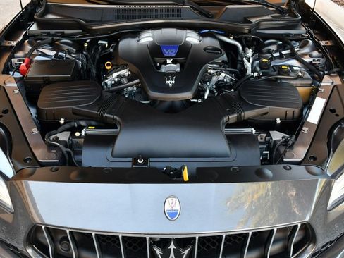 Used 2019 Maserati Quattroporte S image 67