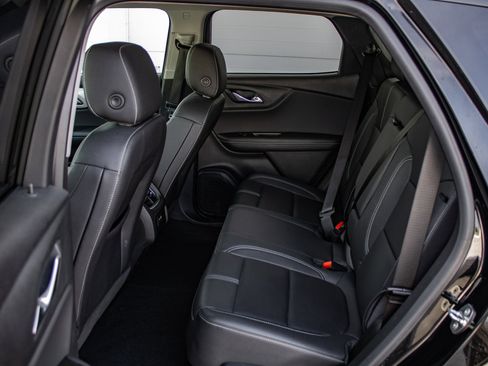 Used 2023 Chevrolet Blazer LT w/ LPO, Black Grille Bar Package image 21