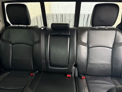 Used 2024 RAM 2500 Laramie image 37