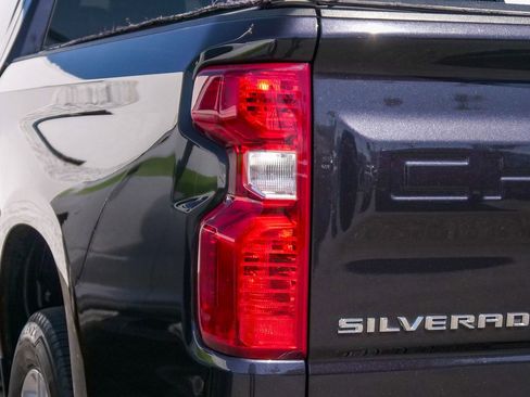 Used 2023 Chevrolet Silverado 1500 Custom RWD image 10