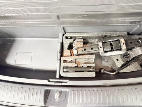 Used 2017 Kia Sorento LX FWD image 37