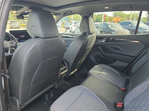 New 2026 Volkswagen Tiguan SEL R-Line image 12