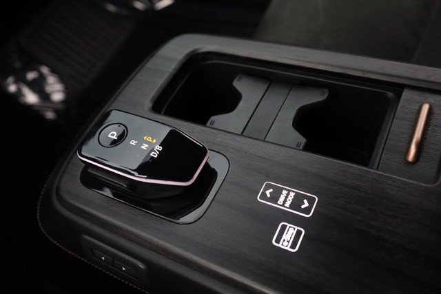 Certified 2023 Nissan Ariya FWD image 15