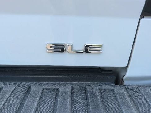 Used 2014 GMC Sierra 1500 SLE w/ SLE Value Package RWD image 5