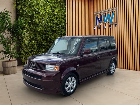 Used 2006 Scion xB FWD image 3