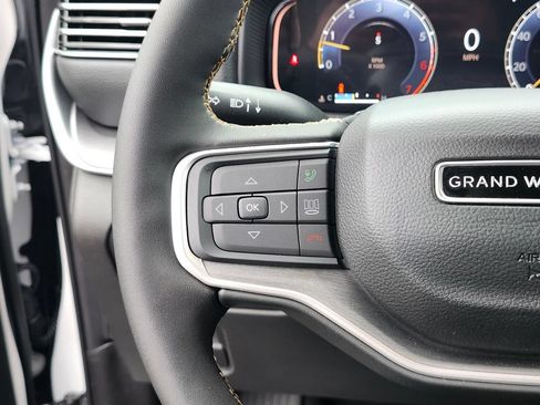 New 2026 Jeep Grand Wagoneer 4WD image 32