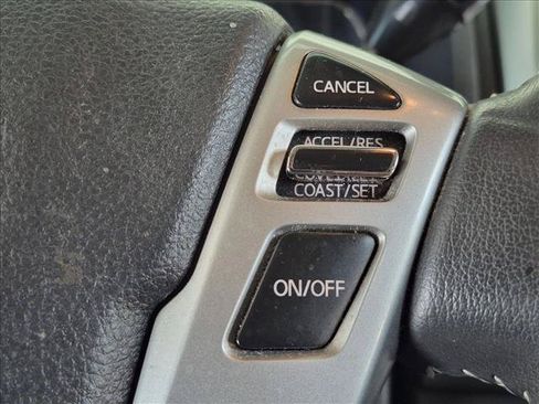Used 2017 Nissan Titan PRO-4X AWD/4WD image 13