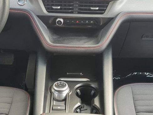 Used 2025 Ford Explorer ST-Line w/ ST-Line Street Pack AWD/4WD image 18