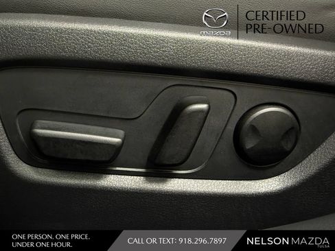 Used 2024 MAZDA CX-30 AWD 2.5 S w/ Premium Package image 19