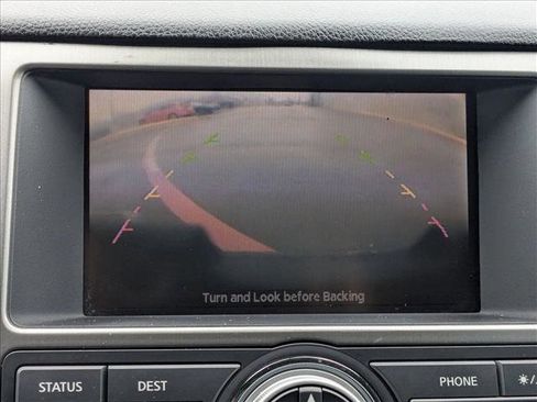 Used 2010 Nissan Armada Platinum w/ Captain Seat Pkg image 7