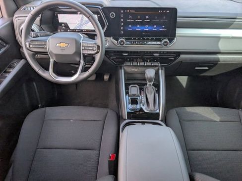 Used 2026 Chevrolet Colorado LT RWD image 9