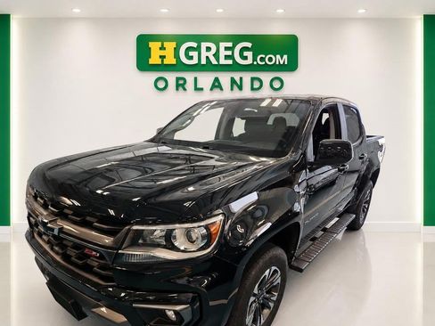Used 2021 Chevrolet Colorado Z71 w/ Safety Package AWD/4WD image 4