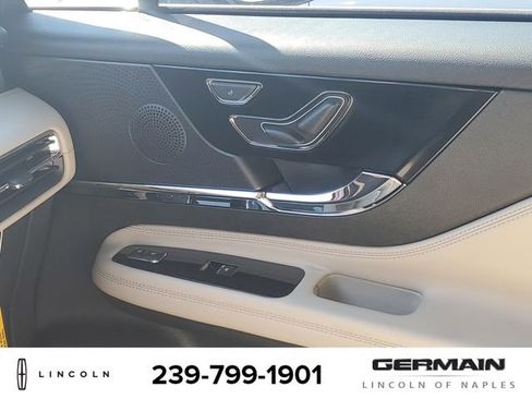 New 2026 Lincoln Corsair Premiere image 26