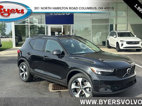 New 2026 Volvo XC40 B5 Core w/ Climate Package AWD/4WD image 1