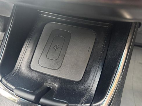 Used 2016 Toyota Avalon Limited w/ Toyota Safety Sense Package FWD image 16