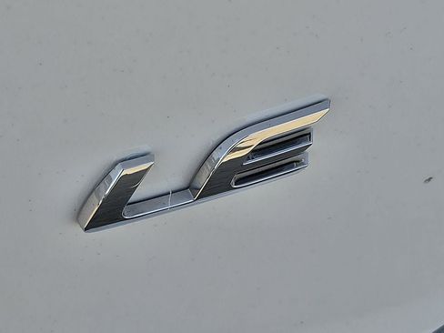 Used 2025 Toyota Corolla LE FWD image 11