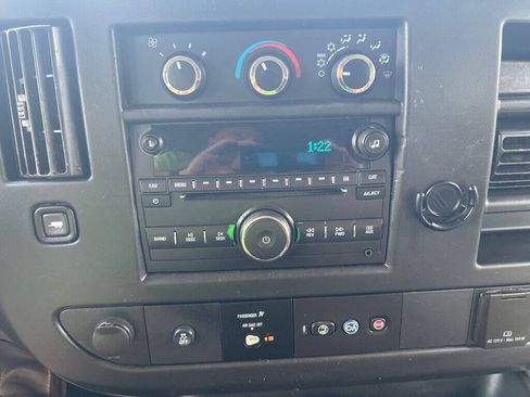 Used 2016 Chevrolet Express 3500 LT w/ LT Preferred Equipment Group RWD image 20