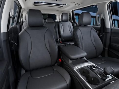 New 2026 Kia Carnival SX Prestige FWD image 15