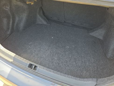 Used 2017 Toyota Corolla SE FWD image 30