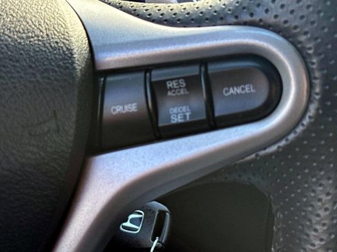 Used 2011 Honda Fit Sport image 17