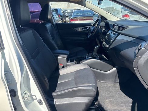 Used 2020 Nissan Rogue Sport SL AWD/4WD image 13