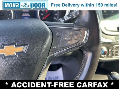 Used 2019 Chevrolet Equinox LT image 18