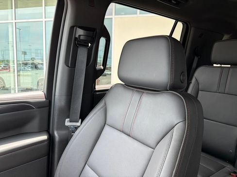 Used 2024 Chevrolet Tahoe RST w/ Luxury Package RWD image 24