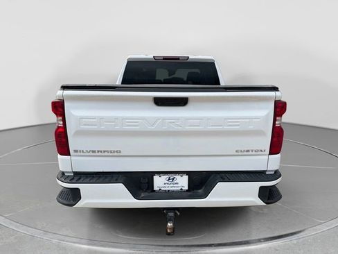 Used 2023 Chevrolet Silverado 1500 Custom AWD/4WD image 5