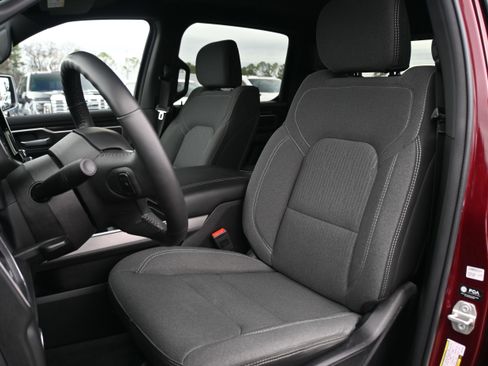 Used 2024 RAM 1500 Big Horn image 7