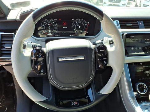 Used 2018 Land Rover Range Rover Sport SVR image 14