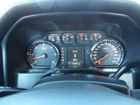 Used 2015 Chevrolet Silverado 3500 W/T AWD/4WD image 18