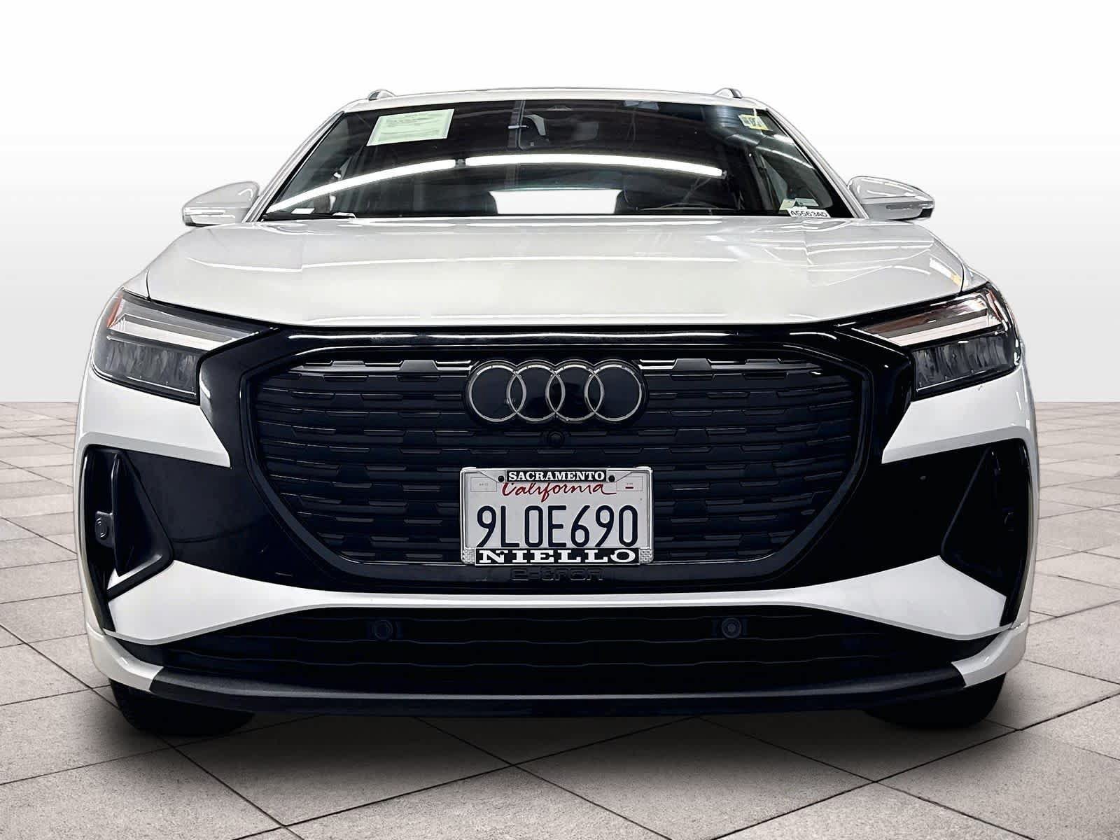 Used 2024 Audi Q4 e-tron Premium Plus w/ Premium Plus AWD/4WD image 3