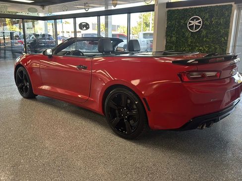 Used 2016 Chevrolet Camaro SS RWD image 44