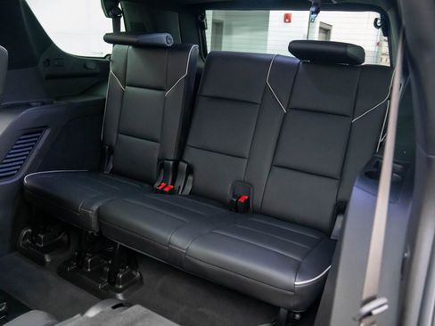 Used 2021 Cadillac Escalade Sport w/ Driver Assist Tech Package image 21