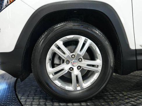 Used 2020 GMC Terrain SLE w/ LPO, Floor Liner Package AWD/4WD image 9