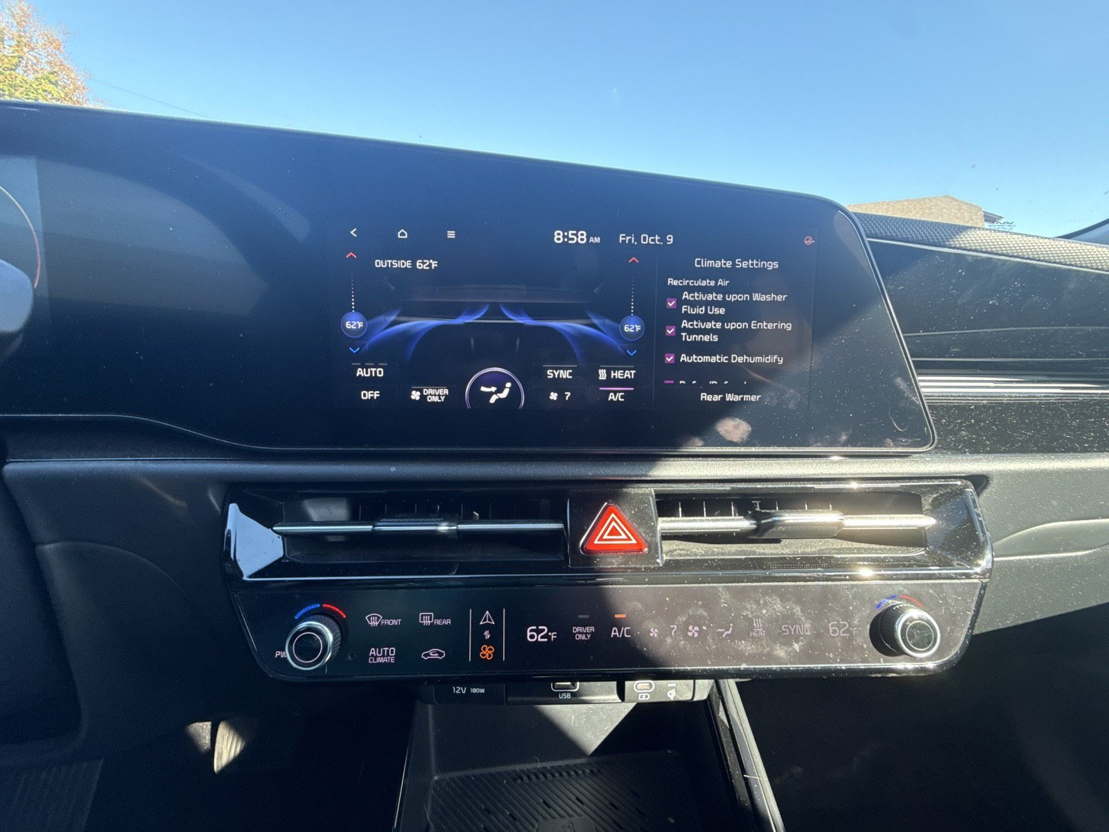 Used 2023 Kia Niro Wind w/ Wind Preserve Package FWD image 11