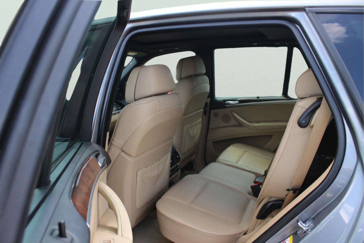 Used 2008 BMW X5 4.8i w/ Sport Pkg AWD/4WD image 6