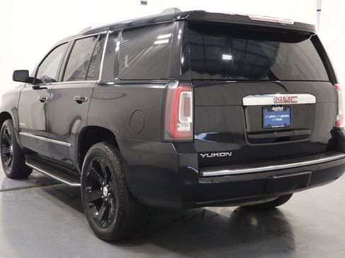 Used 2016 GMC Yukon Denali w/ Enhanced Security Package image 7