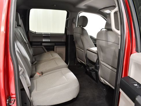 Used 2018 Ford F150 XLT w/ Equipment Group 302A Luxury AWD/4WD image 19