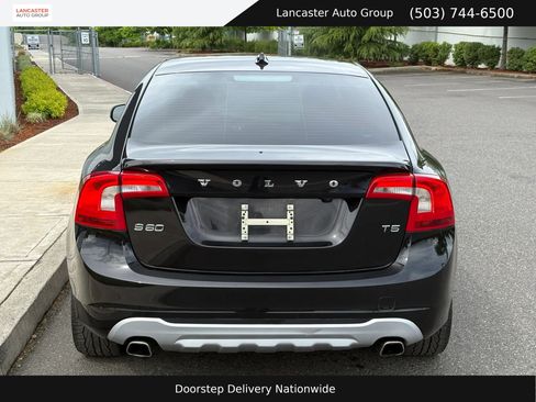 Used 2012 Volvo S60 T5 FWD image 7