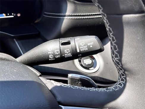 Used 2023 Jeep Grand Cherokee Altitude image 20